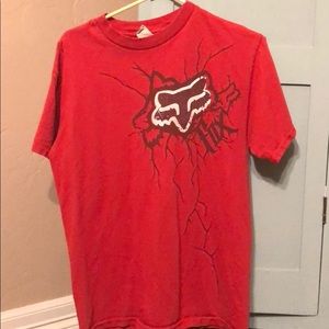 Fox men’s red graphic shirt (medium)